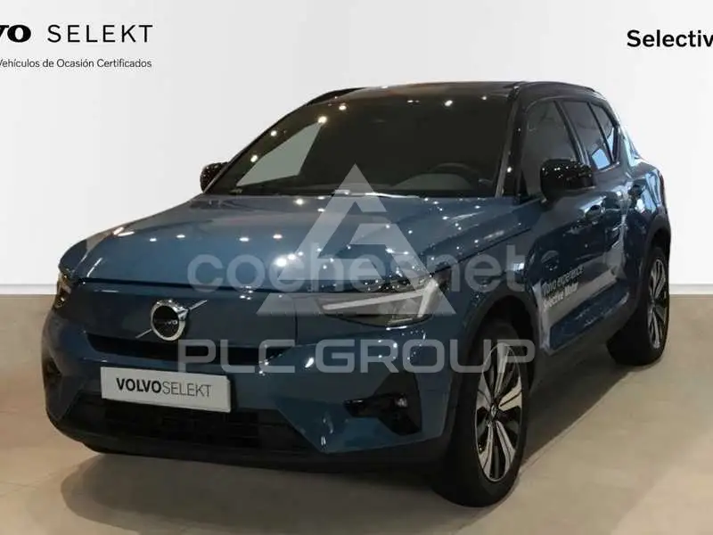 2023 Volvo XC40