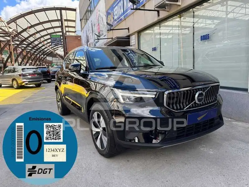 2023 Volvo XC40