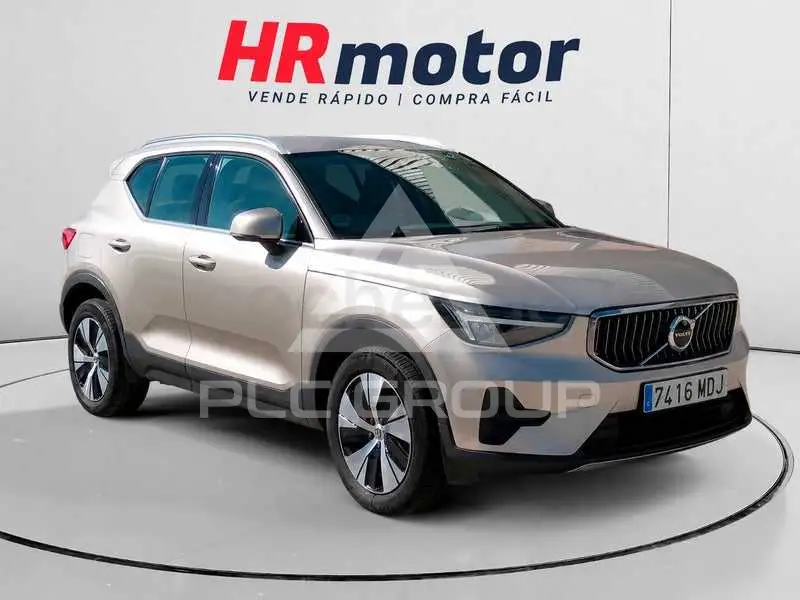2023 Volvo XC40