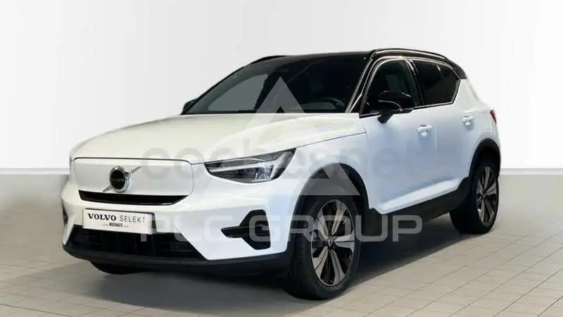 2023 Volvo XC40