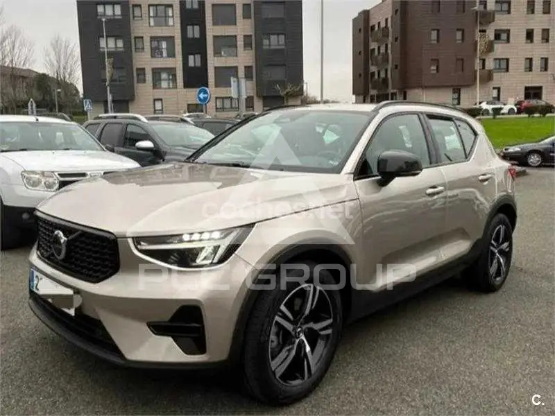 2023 Volvo XC40
