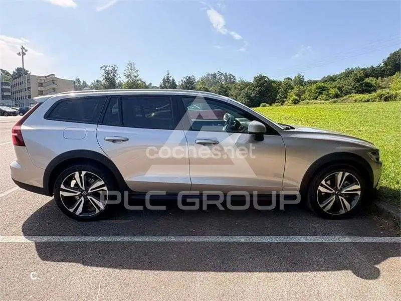 2023 Volvo V60