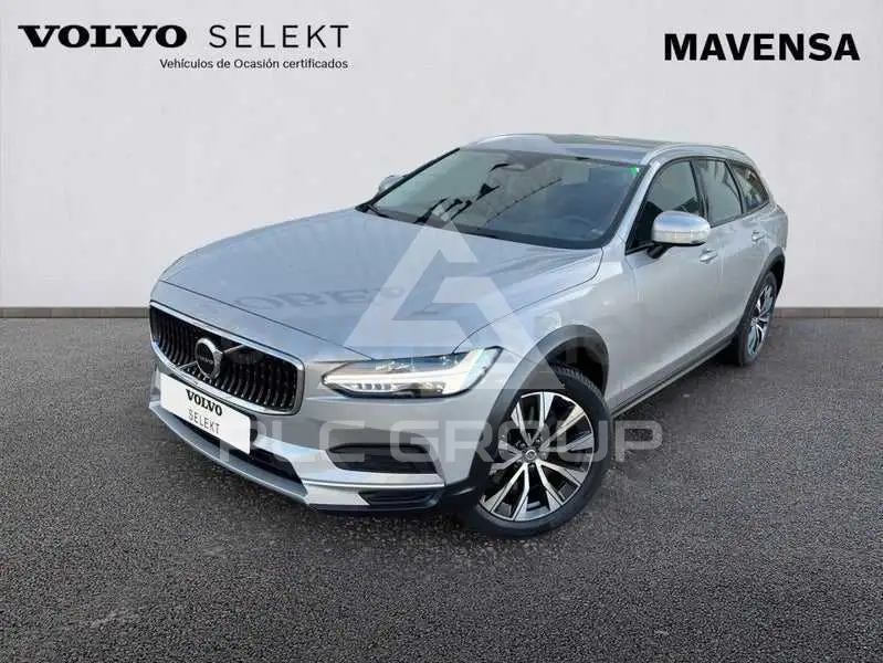 2023 Volvo V90