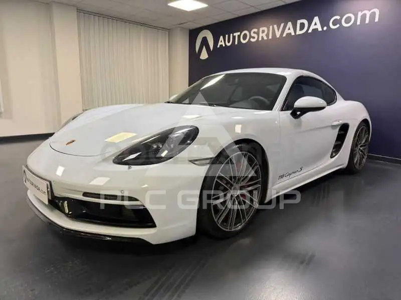 2023 Porsche 718