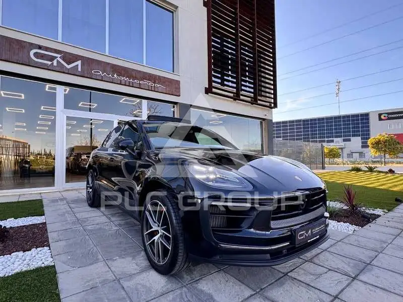 2023 Porsche MACAN