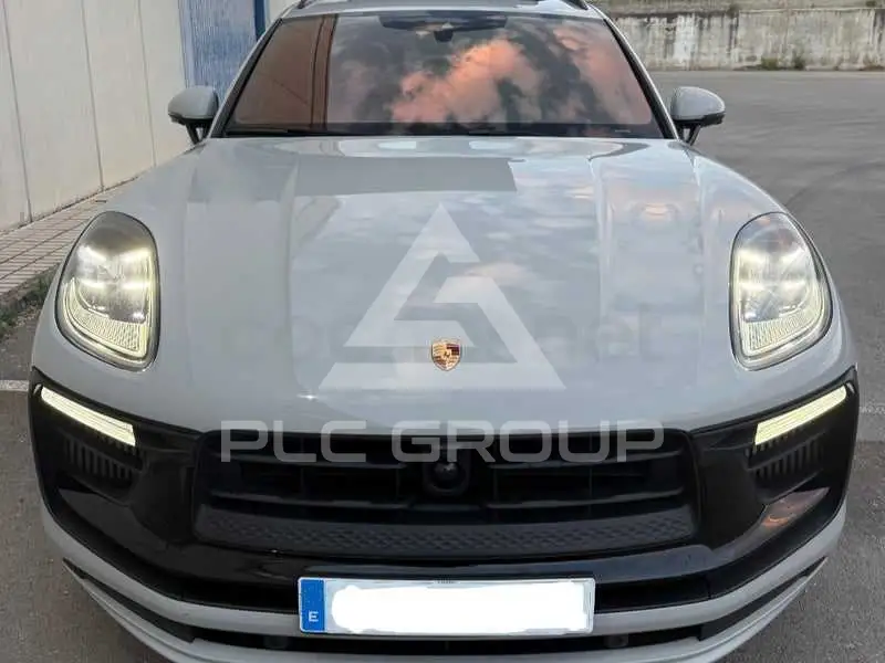 2023 Porsche MACAN
