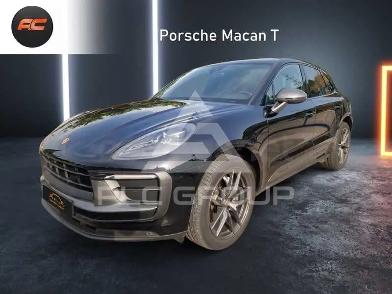 2023 Porsche MACAN
