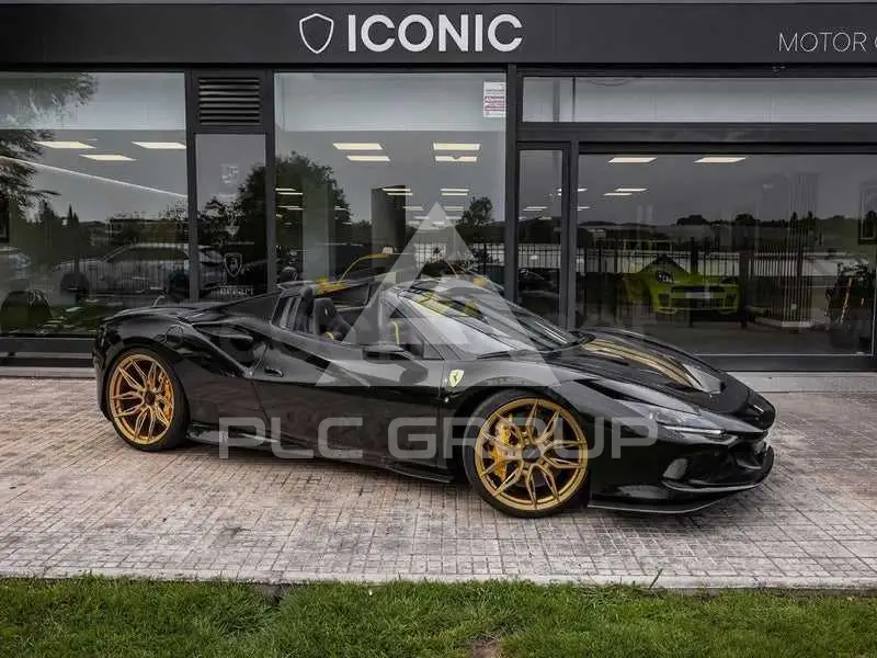 2023 Ferrari F8