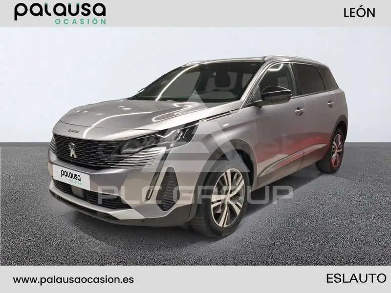 2023 Peugeot 5008
