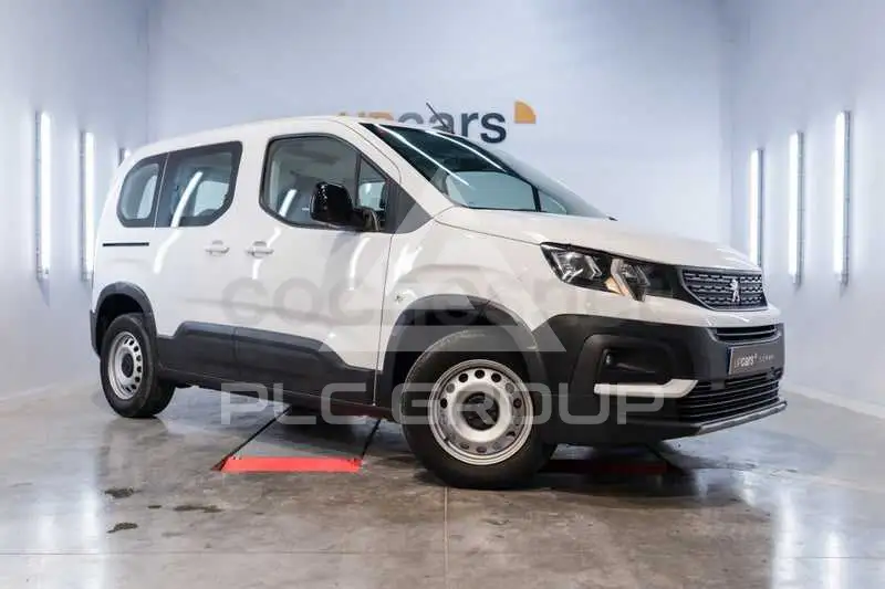 2023 Peugeot Rifter