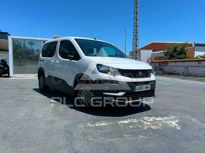 2023 Peugeot Rifter