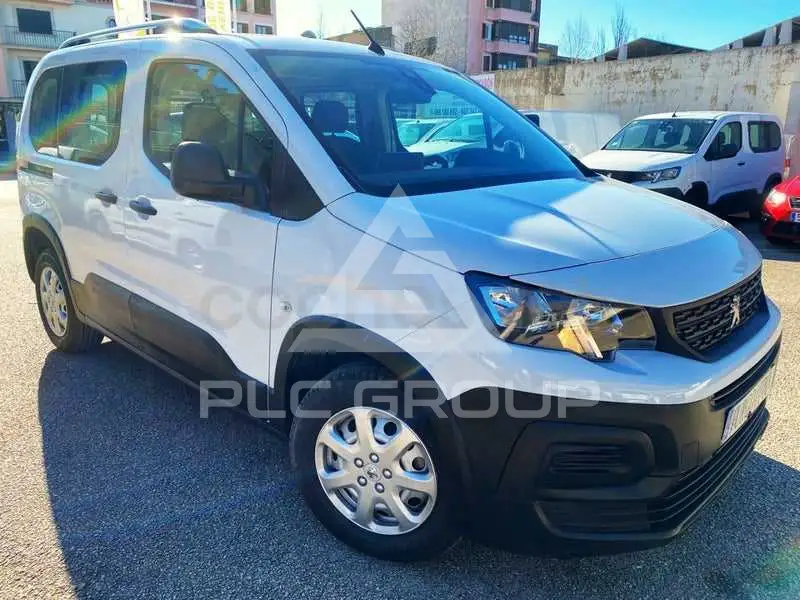 2023 Peugeot Rifter