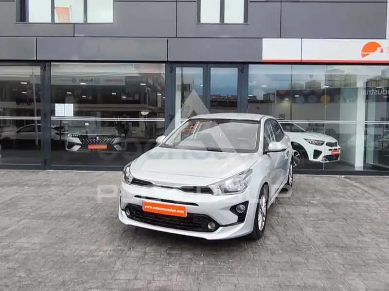 2023 KIA Rio