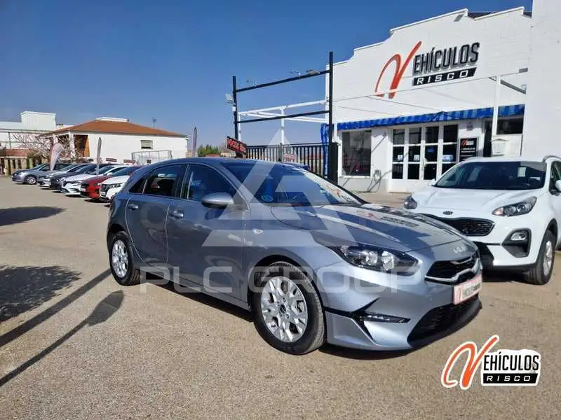 2023 KIA Ceed