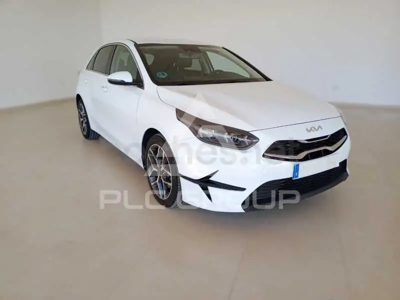 2023 KIA Ceed