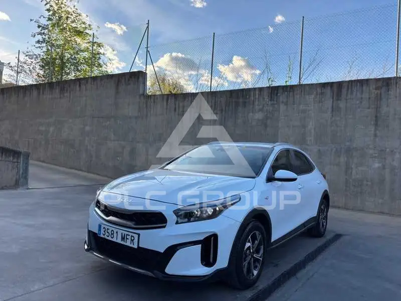 2023 KIA XCEED