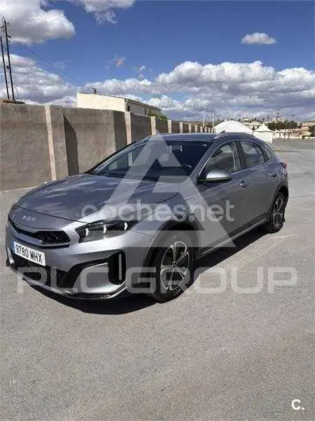 2023 KIA XCEED