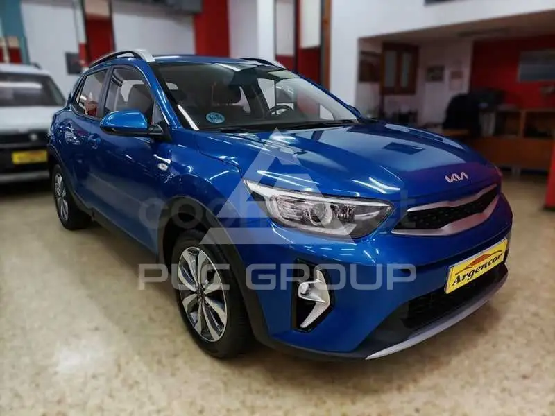 2023 KIA Stonic