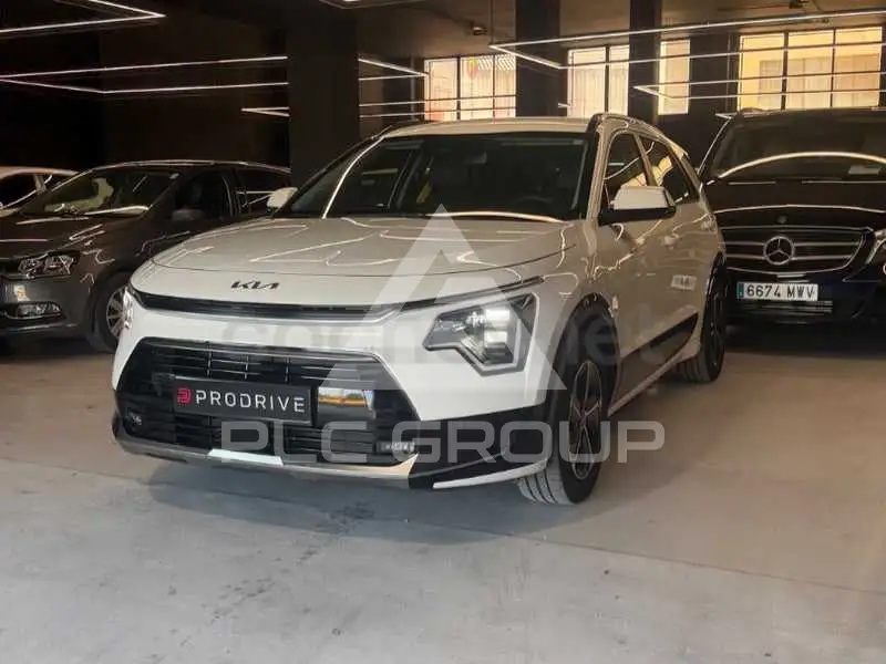 2023 KIA Niro