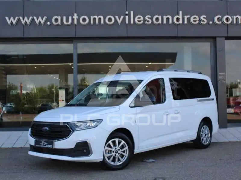 2023 Ford Tourneo