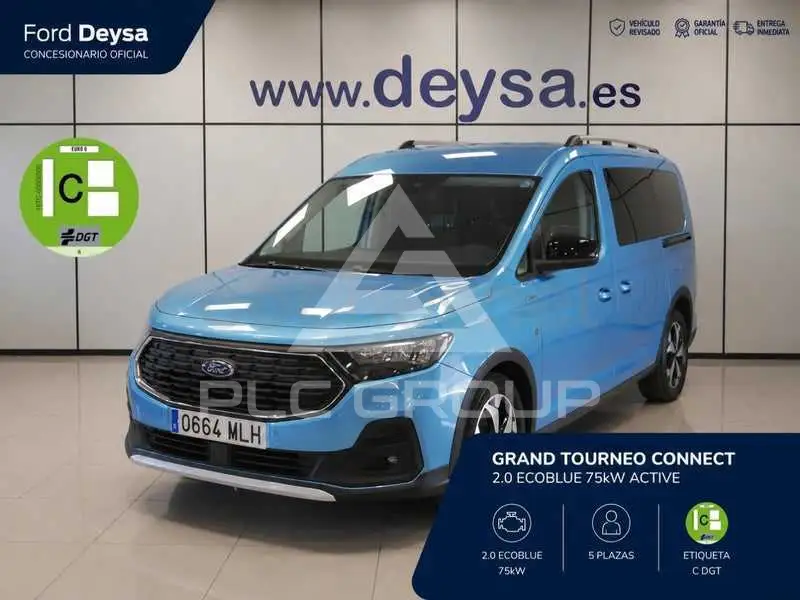 2023 Ford Tourneo