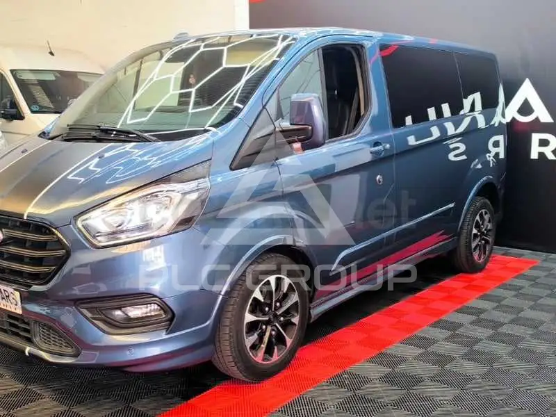 2023 Ford Tourneo