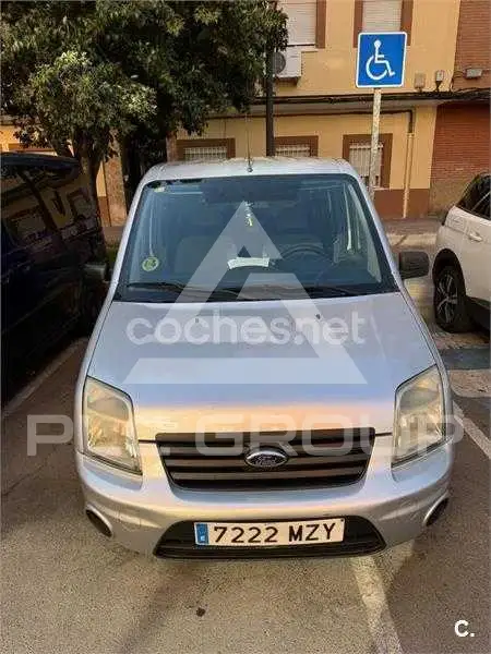 2023 Ford Tourneo