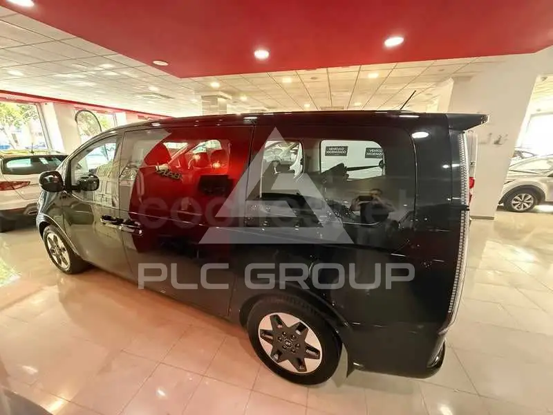 2023 Hyundai Staria