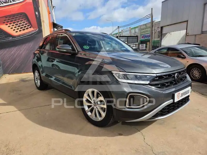 2023 Volkswagen T-Roc