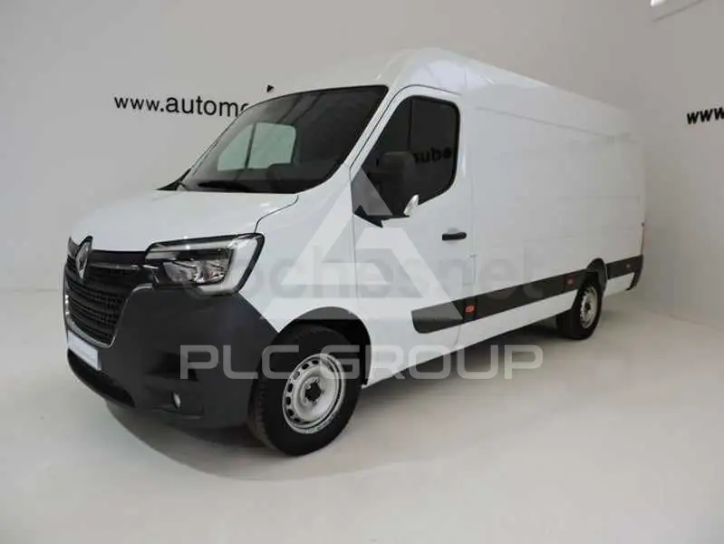 2023 Renault Master