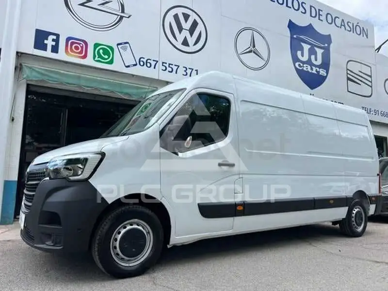 2023 Renault Master