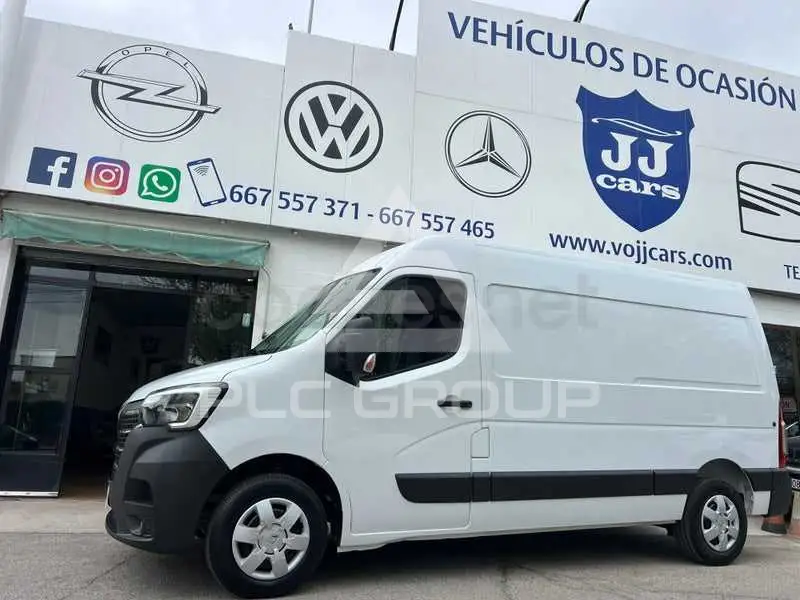 2023 Renault Master