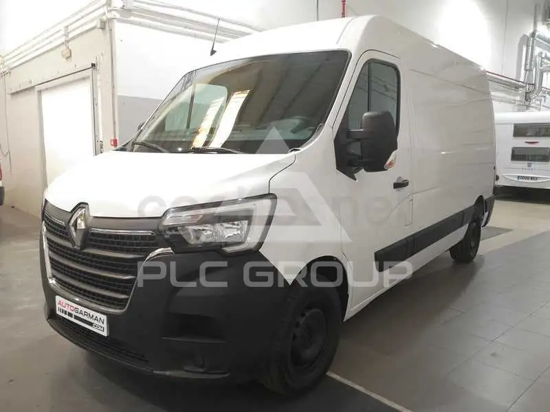 2023 Renault Master
