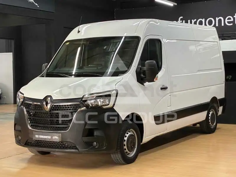 2023 Renault Master