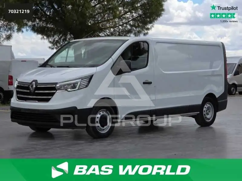 2023 Renault Trafic