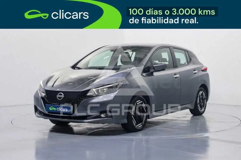 2024 Nissan LEAF