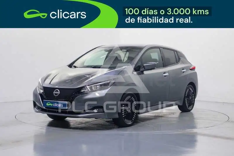 2024 Nissan LEAF