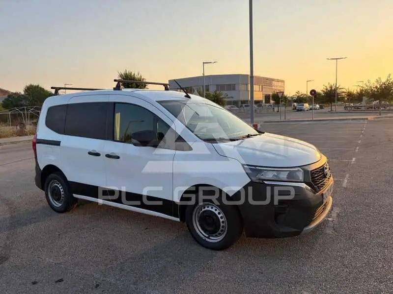 2024 Nissan TOWNSTAR