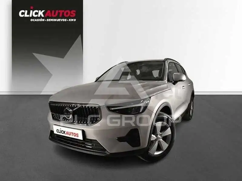 2024 Volvo XC40