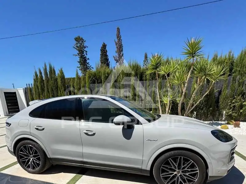 2024 Porsche Cayenne