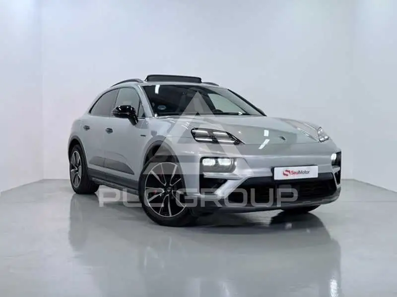 2024 Porsche MACAN