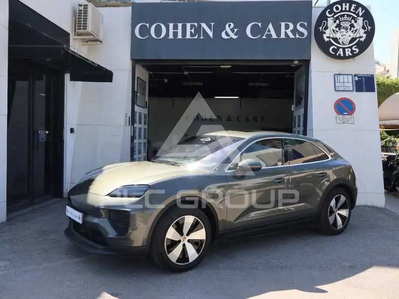 2024 Porsche MACAN