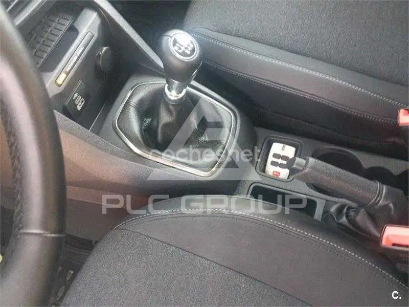 2024 Ford Tourneo
