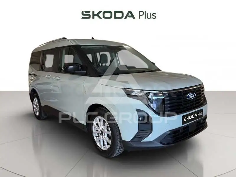 2024 Ford Tourneo