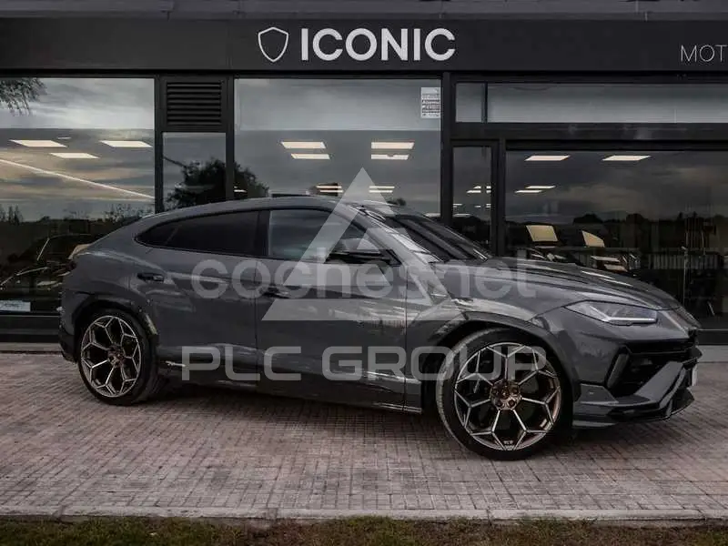 2024 Lamborghini Urus