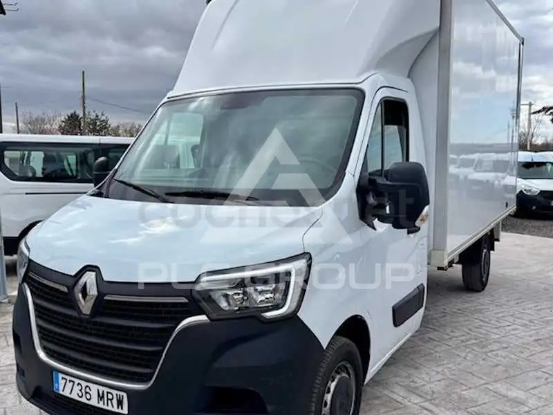 2024 Renault Master
