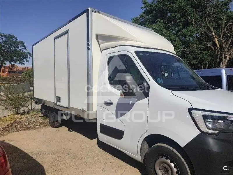 2024 Renault Master