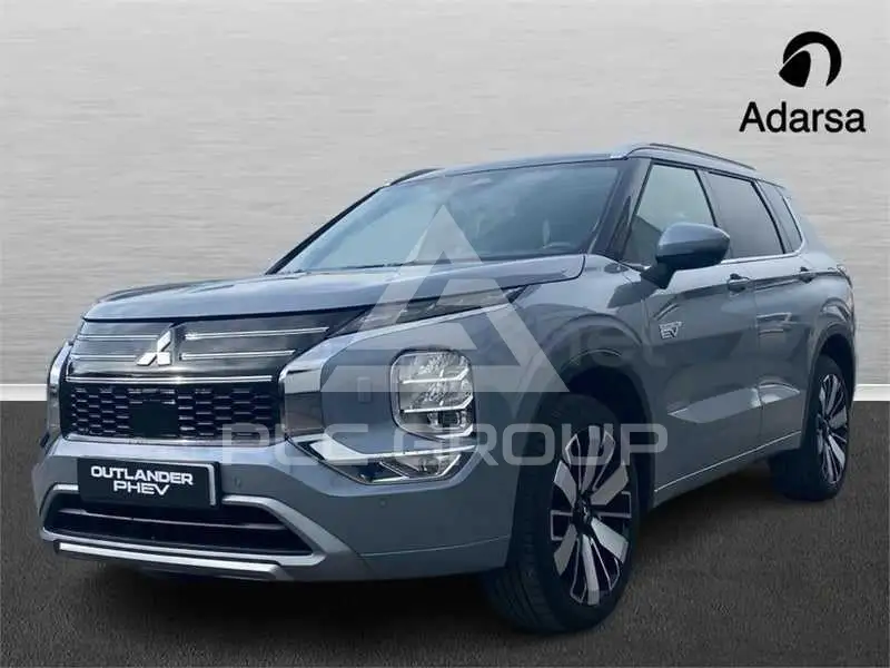 2025 Mitsubishi OUTLANDER