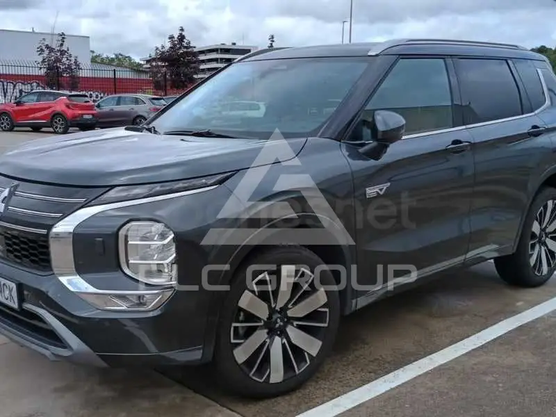 2025 Mitsubishi OUTLANDER