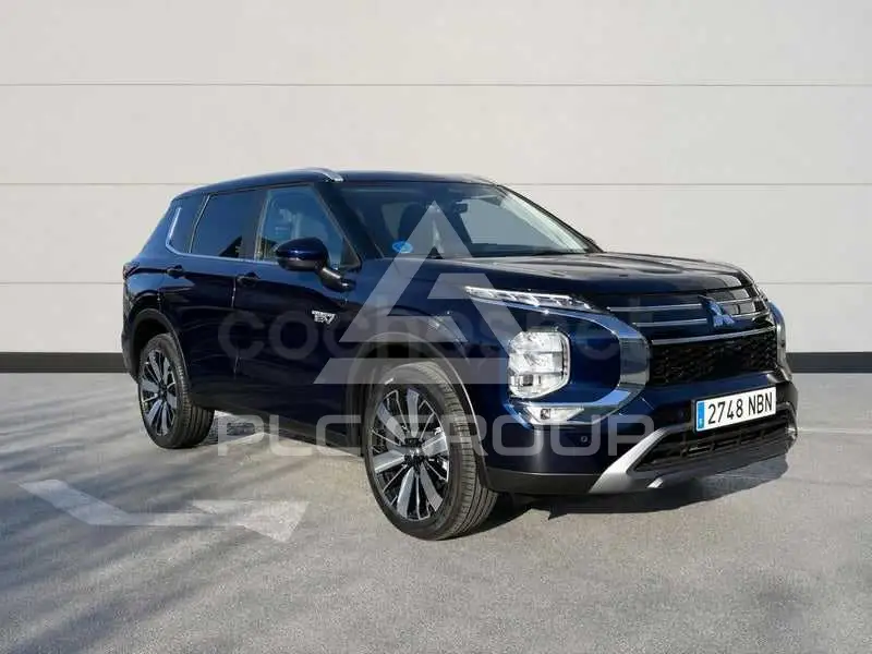 2025 Mitsubishi OUTLANDER